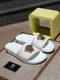 Picture of Versace Slippers _SKU767646825502110